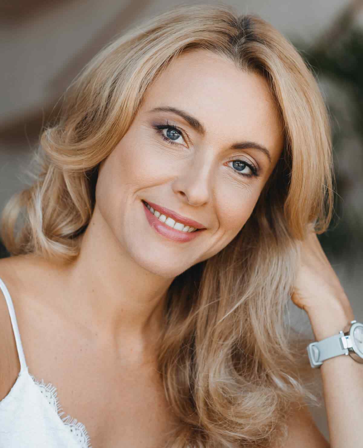https://classicsouthernweddings.com/wp-content/uploads/2020/12/image_about_us_06.jpg